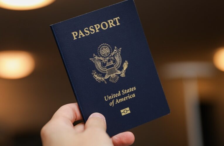 Americans can now renew passports online