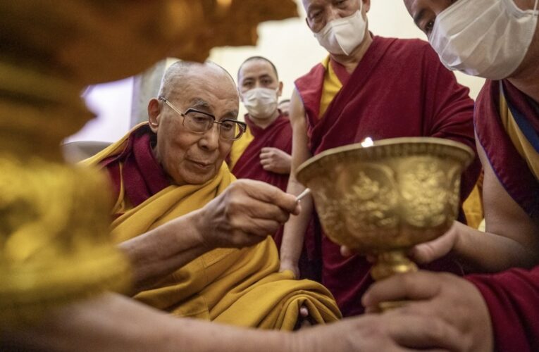 Dalai Lama hopes to live to 130 years
