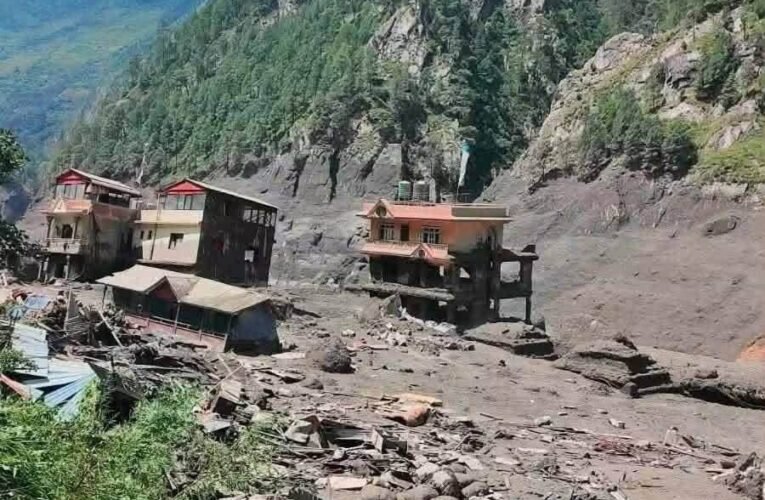 903 Dead in Nepal Flood Disaster, Search Continues for 4,200 Missing